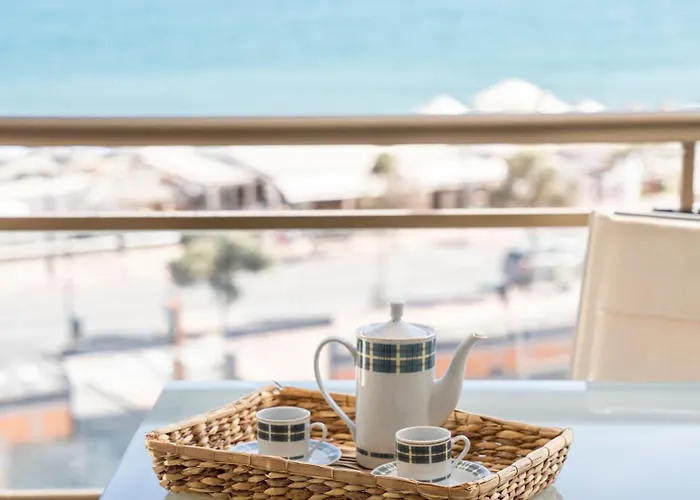 Апартаменти Aa Guest - The Magic Front Sea Views Eco Фуенхірола